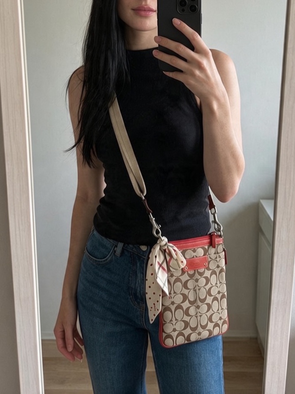 Coach Signature Swingpack Crossbody Tan Red Trim